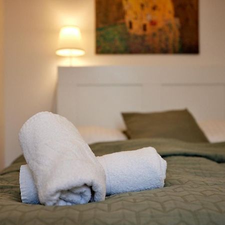 Self-Check-In & Perfect Metro Connection I Apartment Wien Ngoại thất bức ảnh